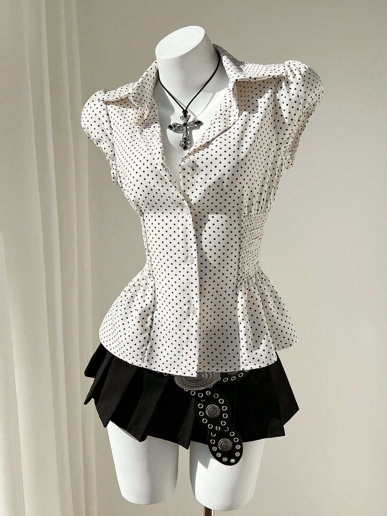 Wave point waist cinching women's shirt