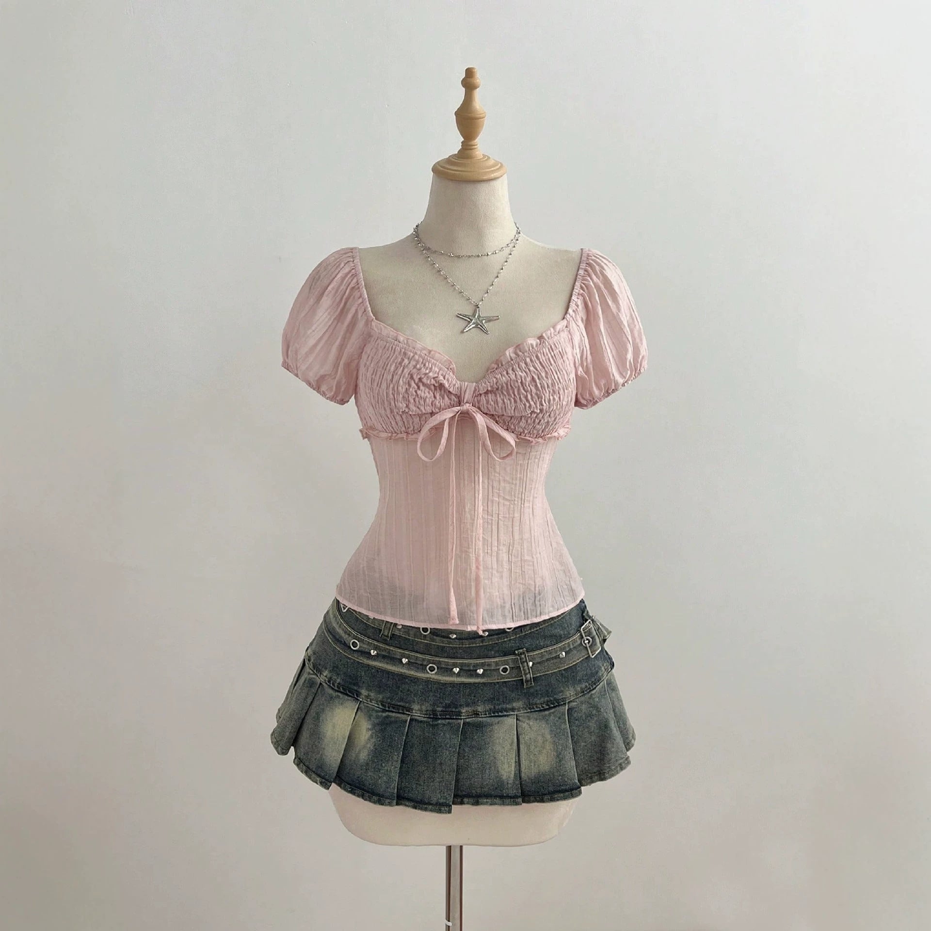 Bow tie tied short sleeved women's shirt