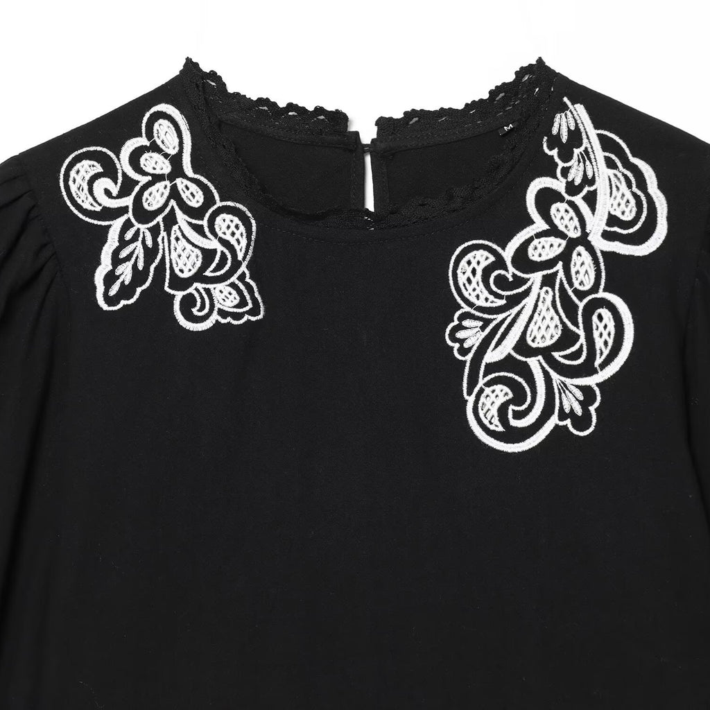 Vintage style bubble sleeve embroidered shirt