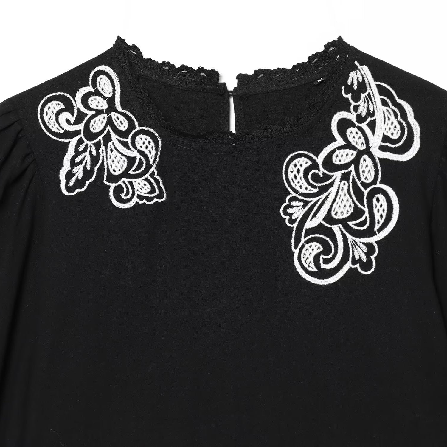 Vintage style bubble sleeve embroidered shirt