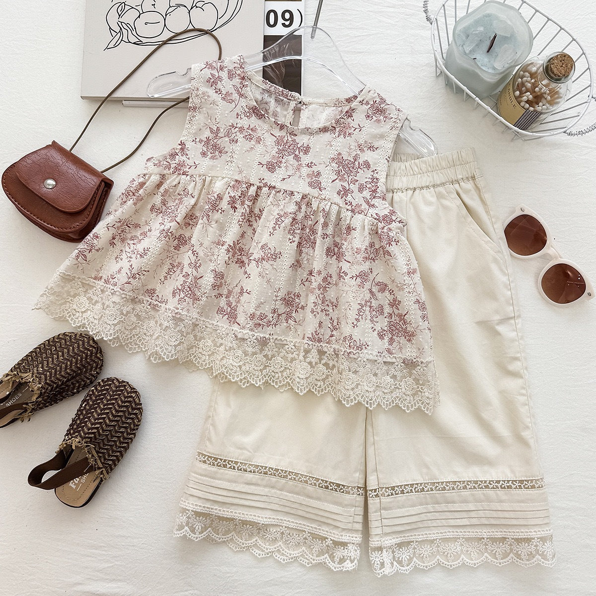 Floral Print Two-Piece Set for Girls, Sleeveless Lace Trim Top  Wide Leg Pants, Vintage Casual Outfit
